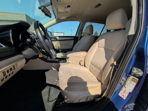 Used 2016 Subaru Outback 2.5i Premium w/ Popular Package #1 AWD/4WD image 4