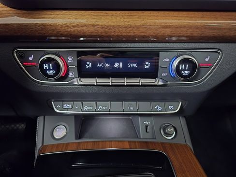 Used 2023 Audi Q5 2.0T Premium Plus w/ Premium Plus Package image 19