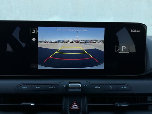 Used 2025 Kia K4 LXS image 32