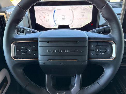 Used 2025 GMC Hummer EV 3X AWD/4WD image 34