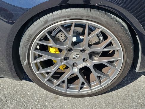 Certified 2021 Porsche 911 Carrera image 11