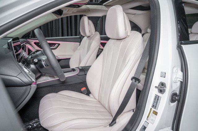 Used 2026 Mercedes-Benz E 350 Sedan image 11