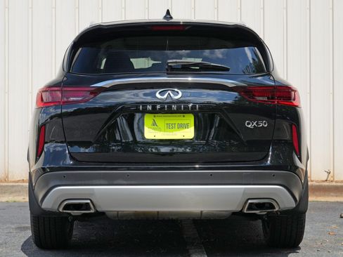 Used 2022 INFINITI QX50 Luxe FWD image 10