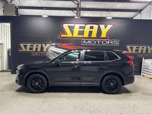 Used 2025 Honda CR-V Sport-L image 3