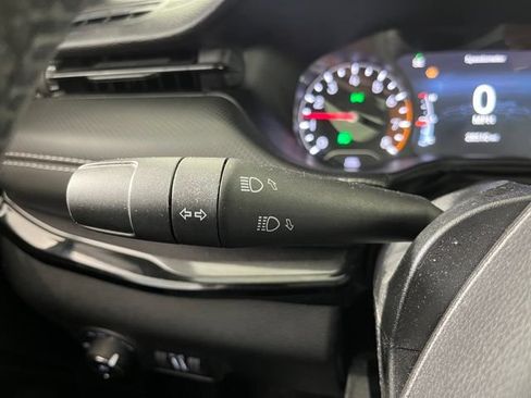 Used 2023 Jeep Compass Latitude w/ Sun and Sound Group AWD/4WD image 19