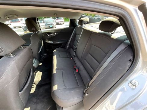 Used 2019 Chevrolet Malibu LS FWD image 25
