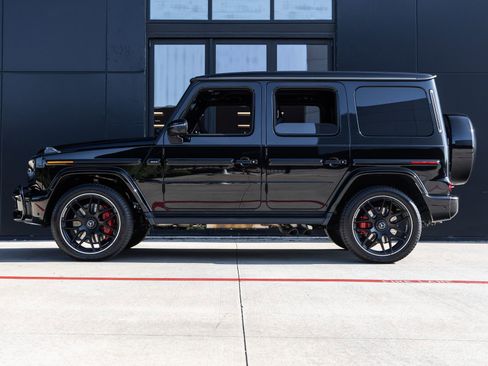 Used 2025 Mercedes-Benz G 63 AMG 4MATIC image 9