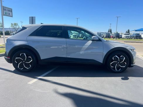 Used 2024 Hyundai Ioniq 5 SEL RWD image 16