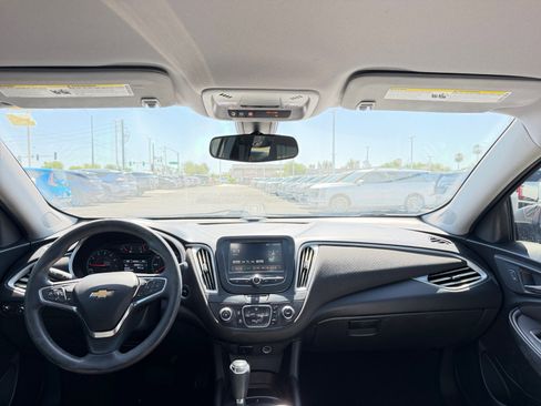 Used 2017 Chevrolet Malibu LS FWD image 20