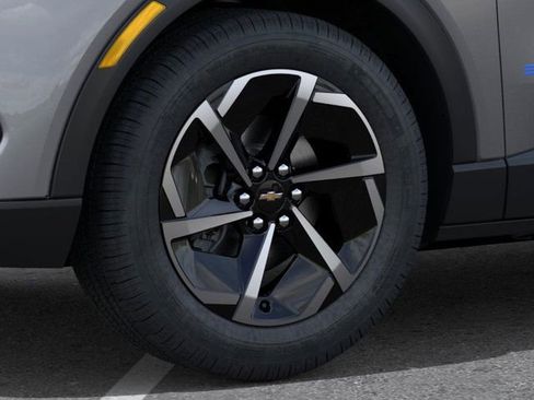 New 2026 Chevrolet Equinox EV LT image 9