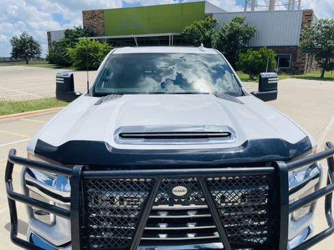 Used 2022 Chevrolet Silverado 2500 LTZ w/ LTZ Texas Edition image 9