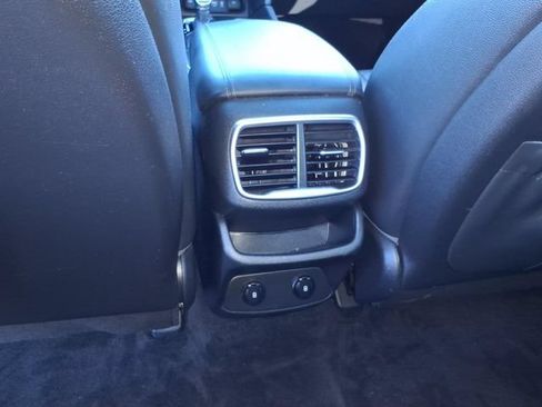 Used 2020 Hyundai Santa Fe SEL AWD/4WD image 17