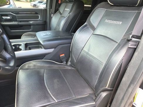 Used 2022 RAM 2500 Laramie w/ Night Edition image 7