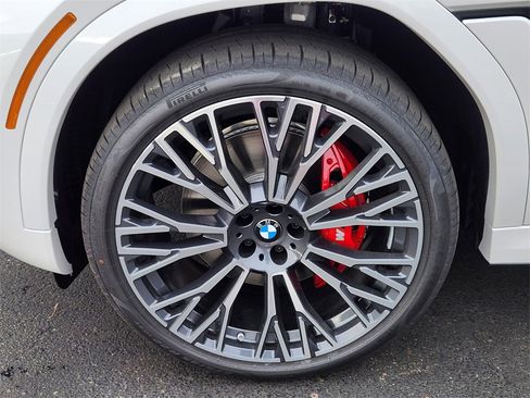 New 2026 BMW X6 xDrive40i image 7