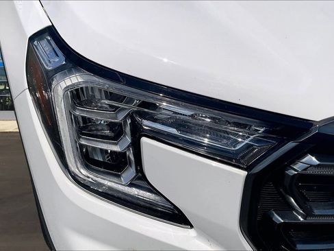 Used 2022 GMC Terrain AT4 w/ Infotainment Package II AWD/4WD image 32
