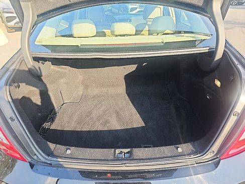 Used 2009 Mercedes-Benz C 300 Sedan image 29
