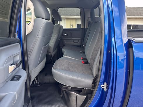 Used 2017 RAM 1500 Big Horn AWD/4WD image 32