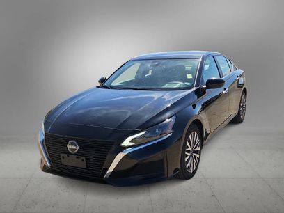 Used 2023 Nissan Altima 2.5 SV
