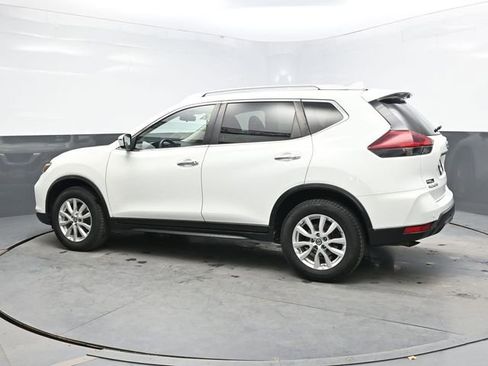 Used 2019 Nissan Rogue SV AWD/4WD image 4