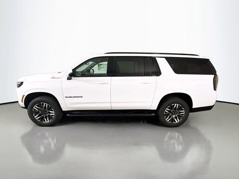 New 2026 Chevrolet Suburban Z71 w/ Comfort Package AWD/4WD image 4