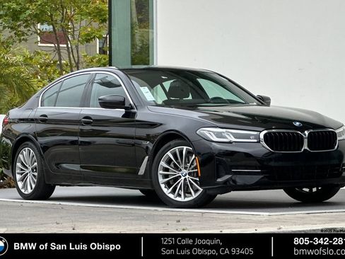 Used 2023 BMW 530e w/ Premium Package RWD image 1
