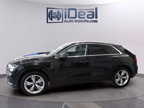 Used 2023 Audi Q8 Prestige AWD/4WD image 2