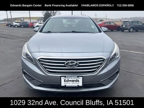 Used 2016 Hyundai Sonata SE image 3