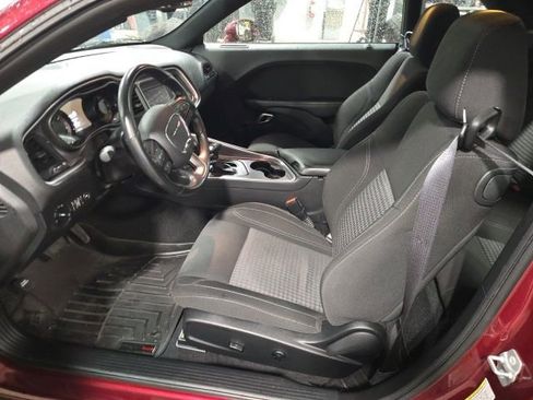 Used 2020 Dodge Challenger SXT w/ Blacktop Package image 13