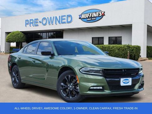 Used 2022 Dodge Charger SXT w/ Blacktop Package AWD/4WD image 1