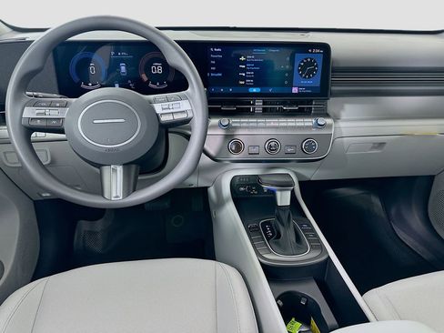 New 2026 Hyundai Kona SE image 17