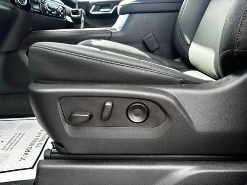 Used 2025 GMC Sierra 1500 SLT w/ SLT Premium Plus Package image 13