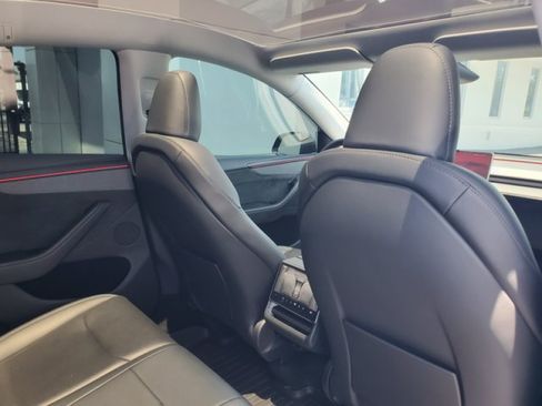 Used 2026 Tesla Model Y Long Range AWD/4WD image 27