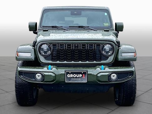 Used 2024 Jeep Wrangler High Altitude AWD/4WD image 4
