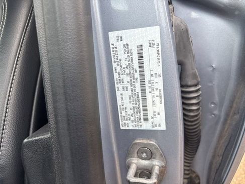 Used 2022 Ford Escape Titanium image 24