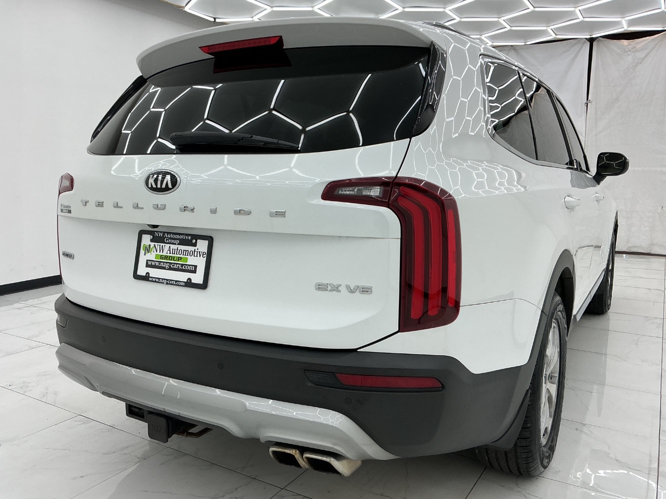 Used 2020 Kia Telluride EX AWD/4WD image 8