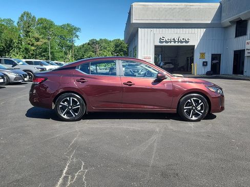 Certified 2025 Nissan Sentra SV FWD image 8