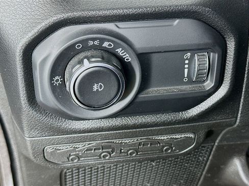 Used 2024 Jeep Wrangler Sport S image 16