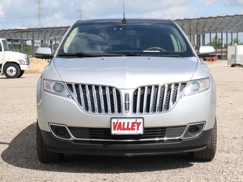 Used 2015 Lincoln MKX AWD w/ Equipment Group 102A image 3