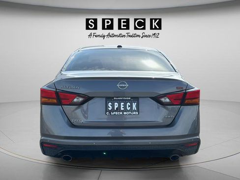 Used 2025 Nissan Altima 2.5 SR AWD/4WD image 4