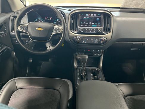 Used 2016 Chevrolet Colorado Z71 image 12