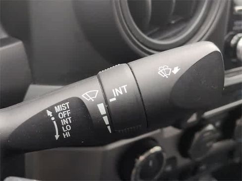 Used 2021 Toyota Tacoma SR image 25