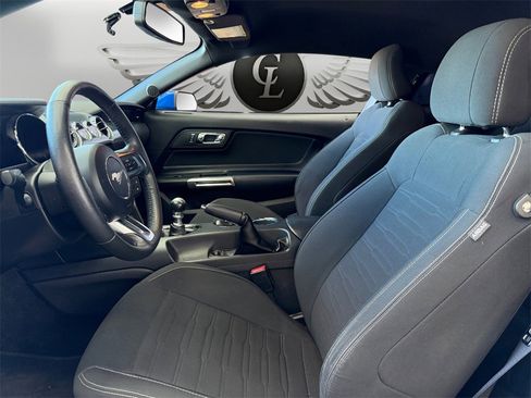 Used 2017 Ford Mustang GT w/ GT Performance Package image 9