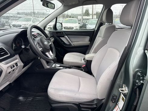 Used 2017 Subaru Forester 2.5i w/ Alloy Wheel Package image 16