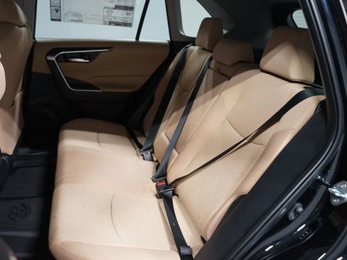 New 2025 Toyota RAV4 XLE image 28