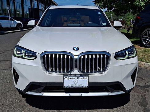 Used 2024 BMW X3 xDrive30i w/ Premium Package AWD/4WD image 2