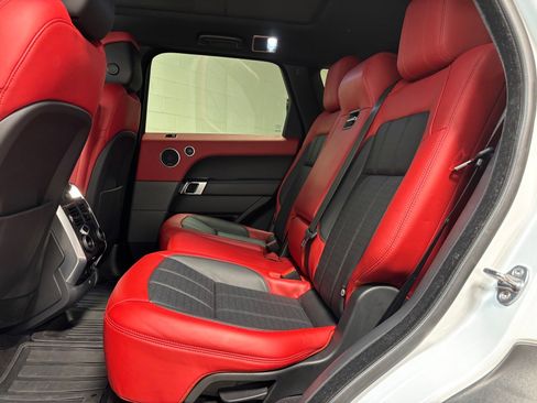 Used 2019 Land Rover Range Rover Sport HSE Dynamic AWD/4WD image 30