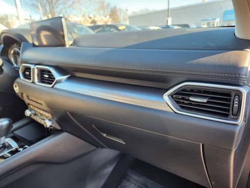 Used 2022 MAZDA CX-5 AWD 2.5 S w/ Preferred Package image 18