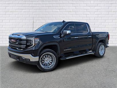 Used 2023 GMC Sierra 1500 SLT w/ SLT Premium Package