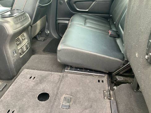 Used 2021 Nissan Titan PRO-4X w/ Pro-4x Convenience Package AWD/4WD image 44