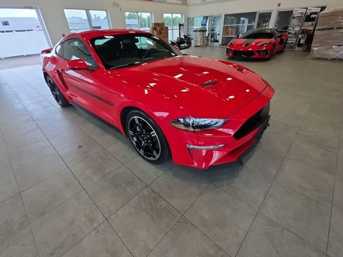 Used 2019 Ford Mustang GT Premium w/ California Special Package RWD image 5